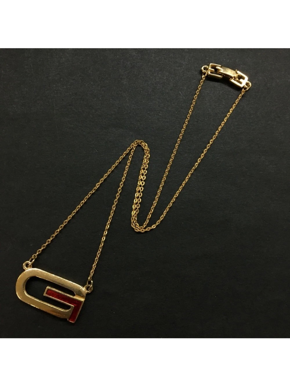 Vintage Givenchy Gold Red Enamel G Logo Pendant Necklace 1970s👝
